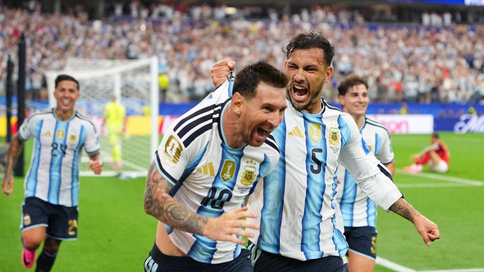 Lionel Messi'ye doğum günü sürprizi