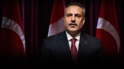 Kanada ile ortak bas�n toplant�s�: 'H�rm�z'de kal�c� bar�� tesis edilmeli'