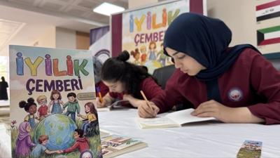 ��renciler Gazze i�in '�yilik �emberi'nde bulu�tu