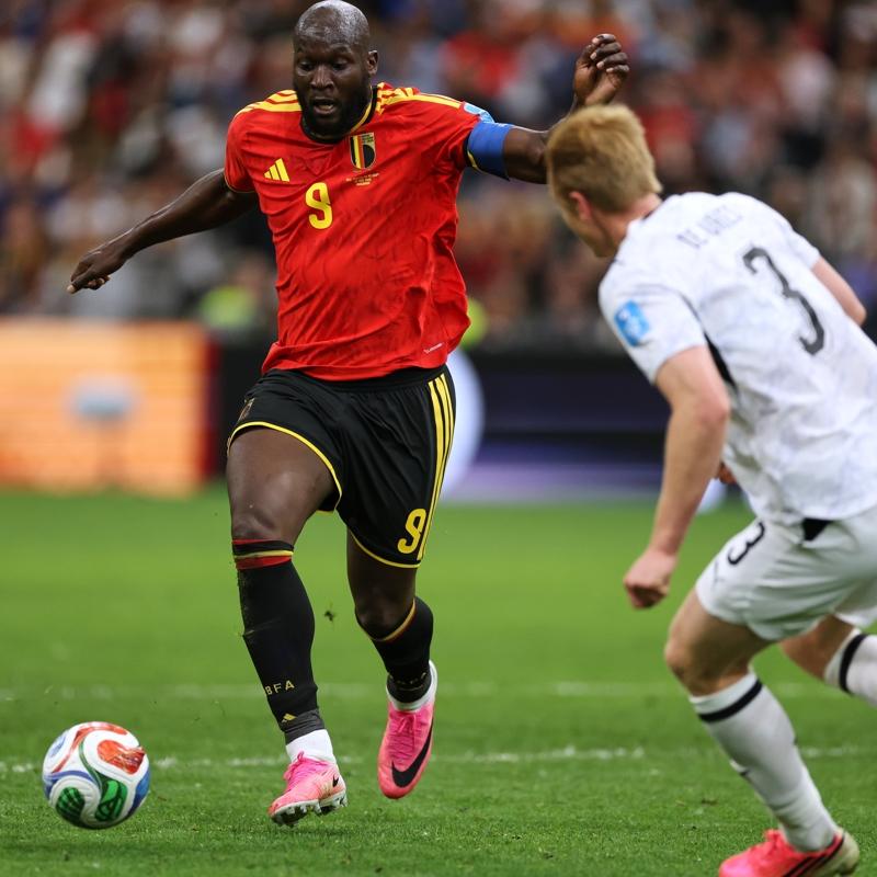 Bel�ika 5 golle lider ��kt�