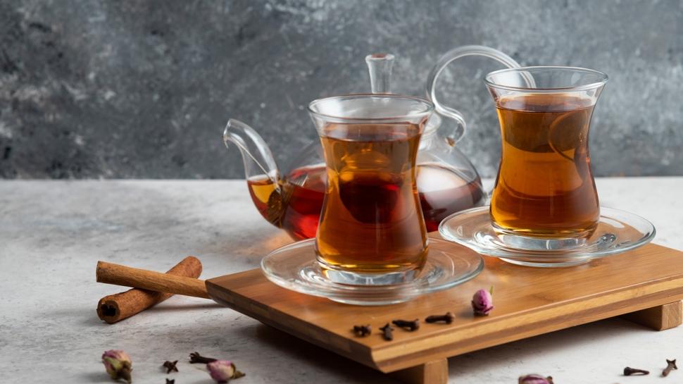 Çaya 4 tane koyun: Kokusu baş ağrısına şifa oluyor