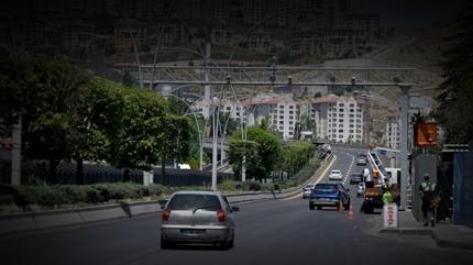 Ankara'da hafta sonu trafi�ine dikkat: Anadolu Meydan� ve onlarca g�zergah kapat�l�yor