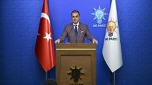 AK Parti Sapanca kamp�nda... Parti S�zc�s� �elik konu�uyor