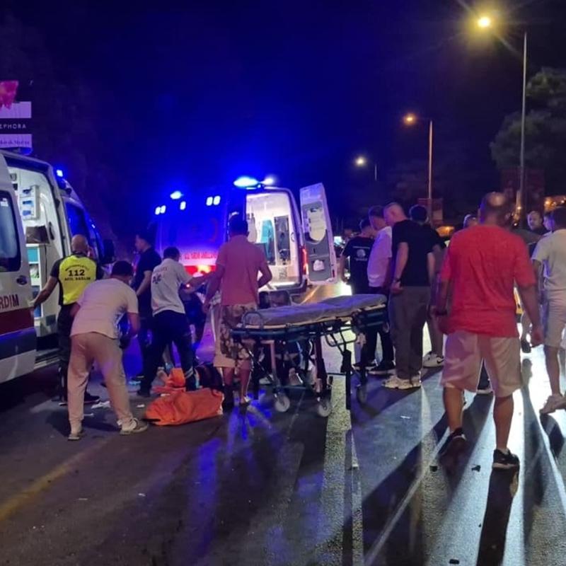 Bodrum'da korkun� kaza: 2 can kayb�