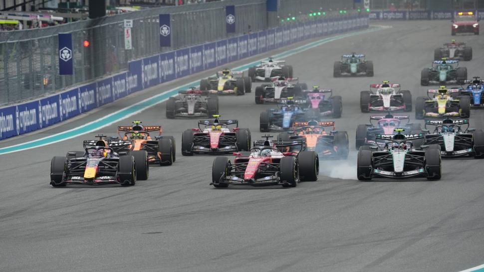 Formula 1 Avusturya Grand Prix'sinde kazanan George Russel