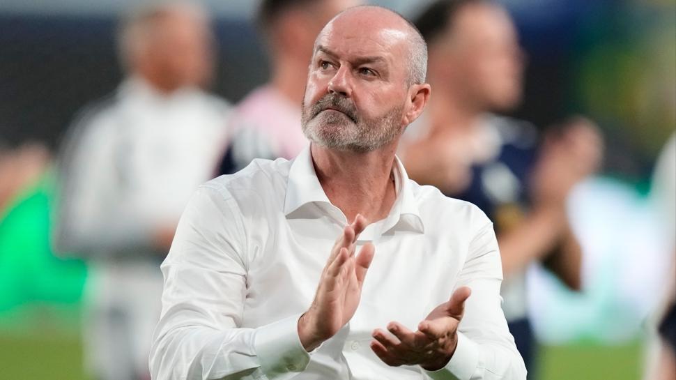 İskoçya'da teknik direktör Steve Clarke istifa etti