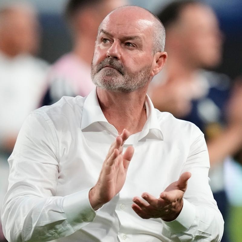 �sko�ya'da teknik direkt�r Steve Clarke istifa etti