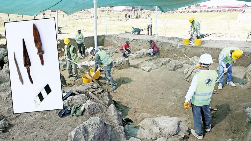 Malazgirt'teki ok uçları savaş alanına çıkıyor