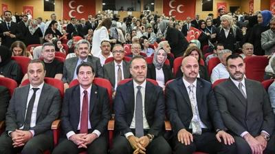�stanbul'da MHP'nin Kad�k�y, �ekmek�y ve Sultanbeyli il�e kongreleri yap�ld�