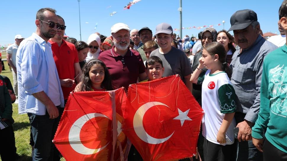Başkan Çolakbayrakdar'dan yaz boyunca daha fazla etkinlik müjdesi