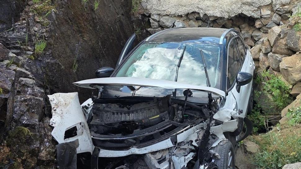 Giresun'da otomobil kanala düştü: Ölü ve yaralılar var