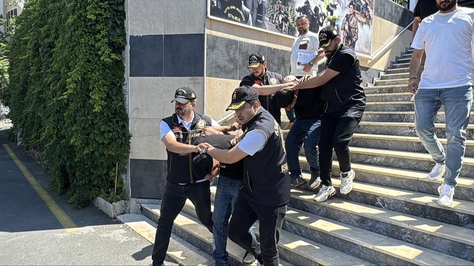 İntikam için postacı kılığına girdi... Sahte tebligatla ölüm tuzağı