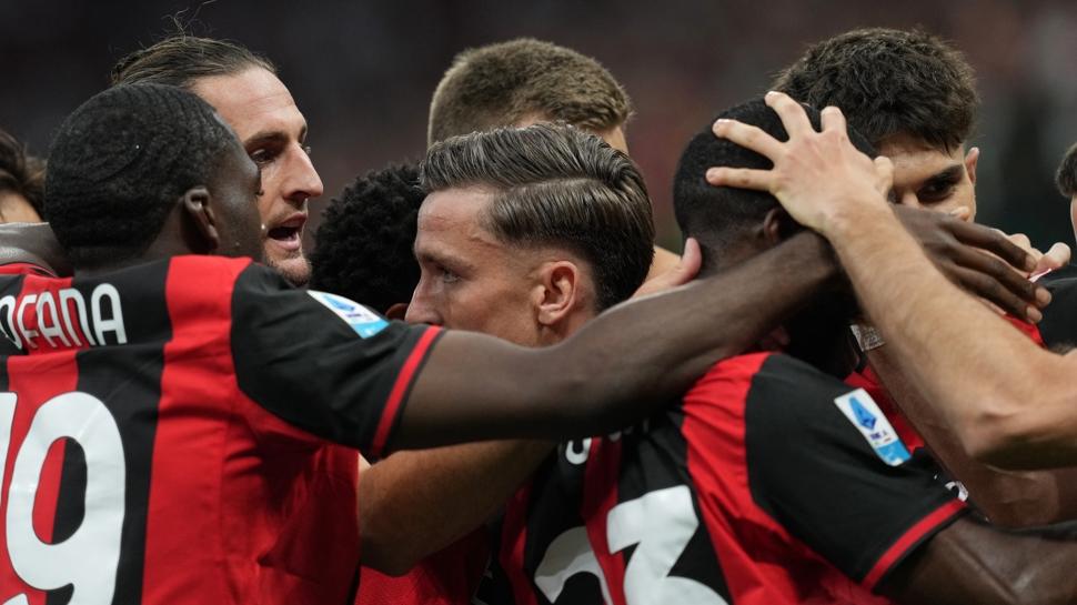 Milan'da 3 ayrılık birden