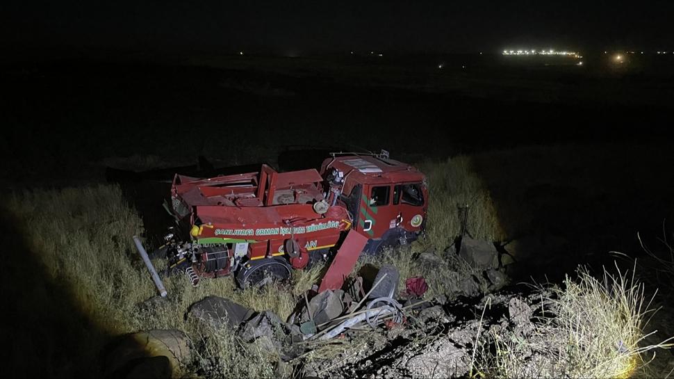 Şanlıurfa'da minibüs ile arazör birbirine girdi... 8 kişi yaralandı