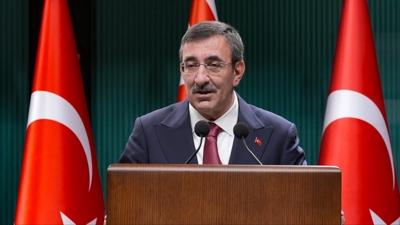 Cumhurba�kan� Yard�mc� Y�lmaz'dan �slam �lkelerine birlik �a�r�s�