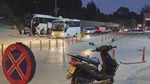Manavgat'ta zehirlenme skandal�: 52 turist hastaneye ko�tu