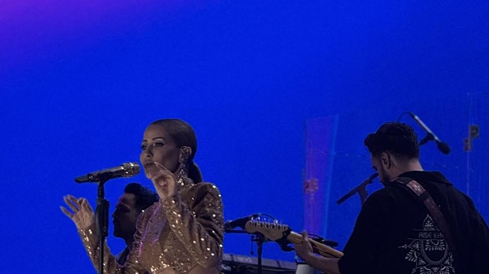 Bursa Kültür Yolu Festivali'nde Derya Uluğ sahne aldı: Alan saatler öncesinden doldu
