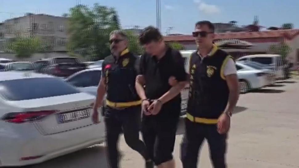 Dolandırıcıyı kolundaki dövme yakalattı