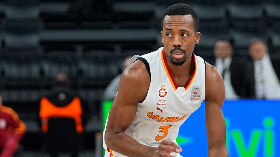 Galatasaray ayrılığı açıkladı: McCollum