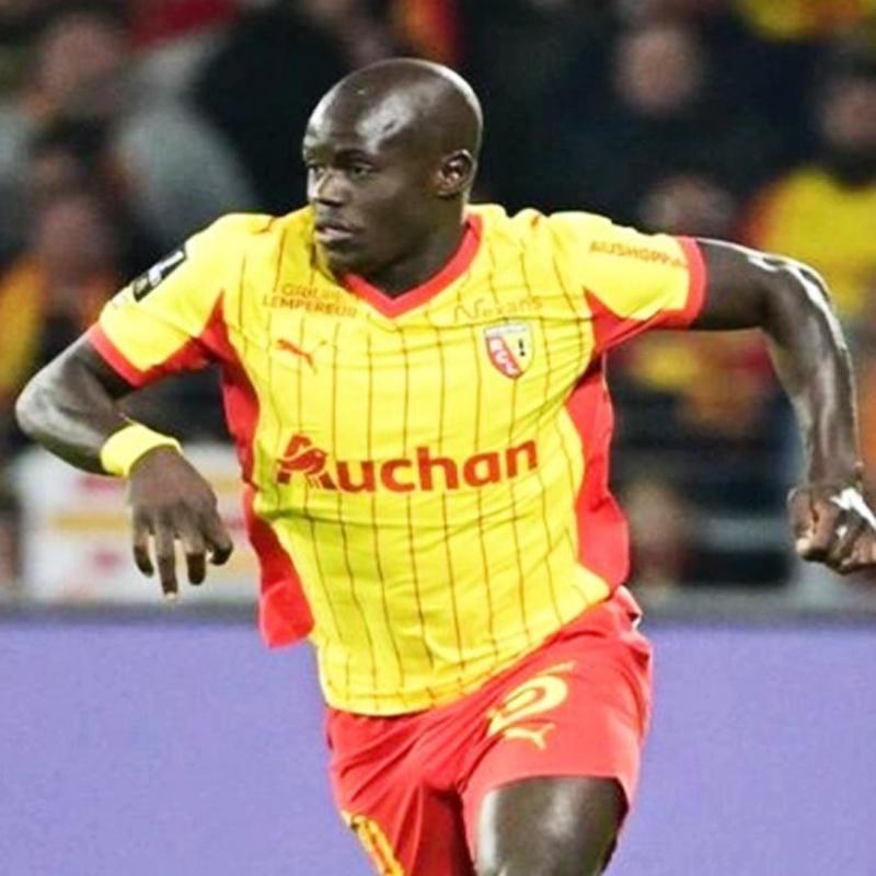 Lens'te Malang Sarr ile yollar ayr�ld�