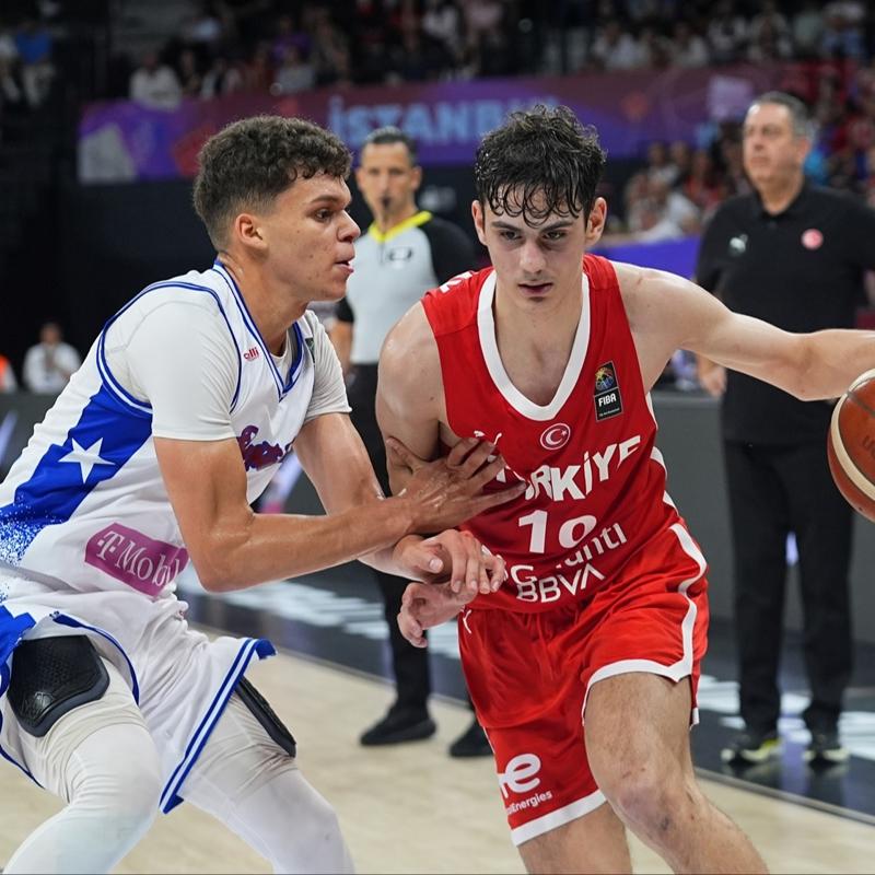 Milliler, 17 Ya� Alt� D�nya Kupas�'nda gruptan lider ��kt�!
