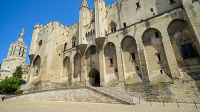 Fransa'n�n orta �a� miras� Avignon! ��te gezilecek yerler...