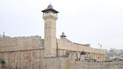 Katil �srail'den Harem-i �brahim Camisi'nde ezan okunmas�na engel
