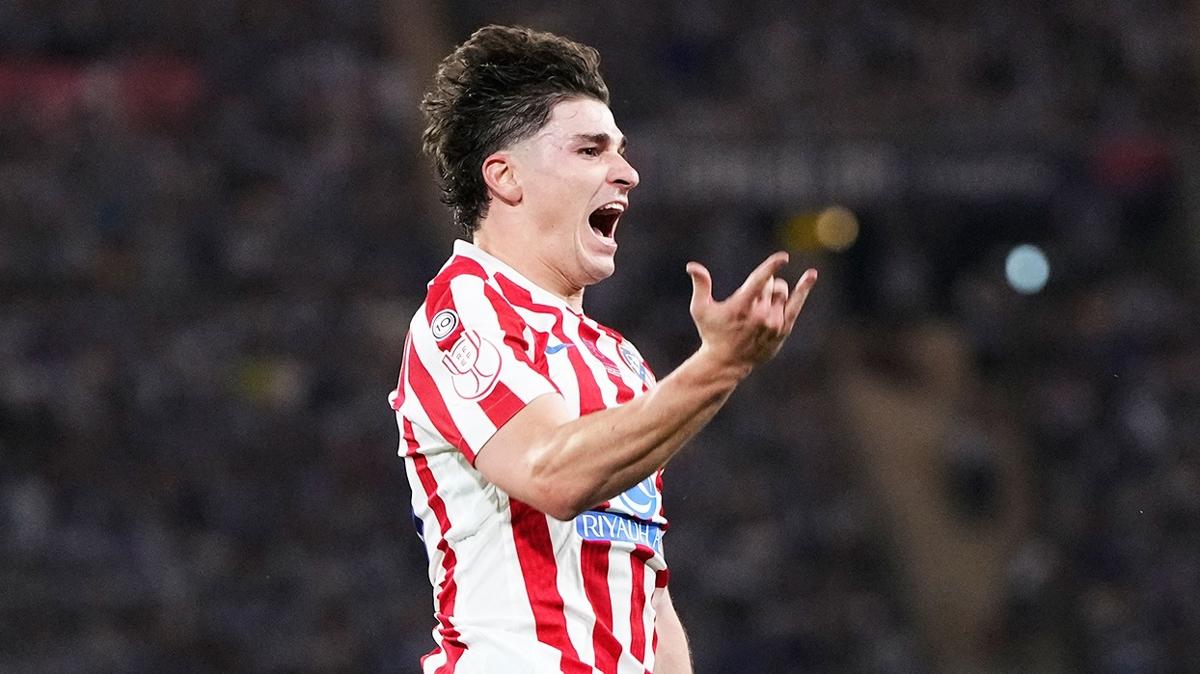 Julian Alvarez Barcelona Transfer foto�raflar� resimleri