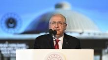 Bakan G�ler: ABD'nin NATO'dan �ekilme yakla��m� yok
