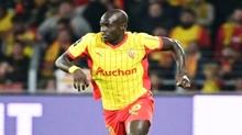 Lens'te Malang Sarr ile yollar ayr�ld�