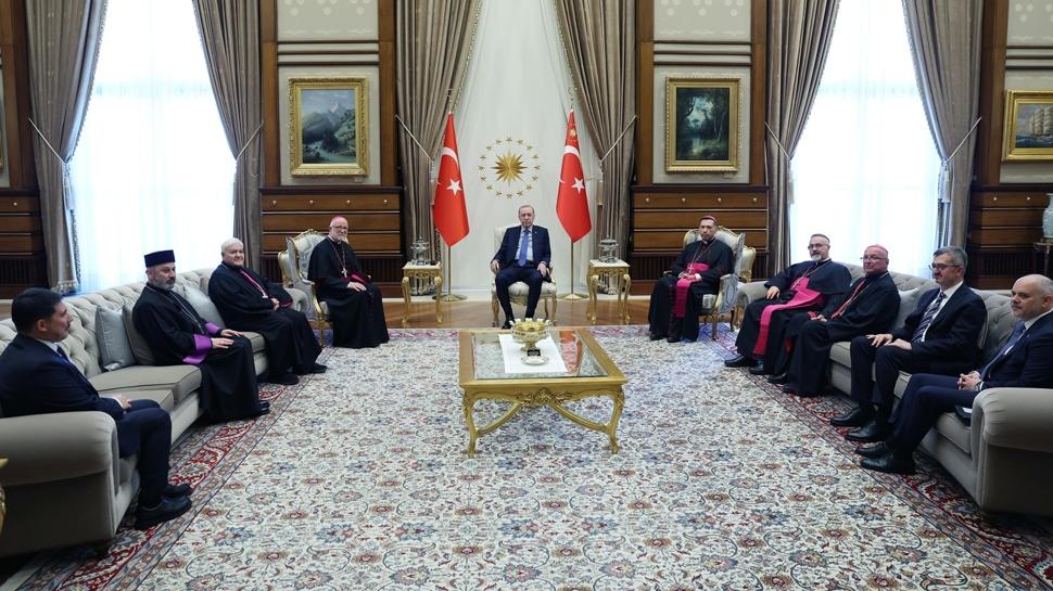Başkan Erdoğan, Türkiye Katolik Episkoposlar heyetini kabul etti