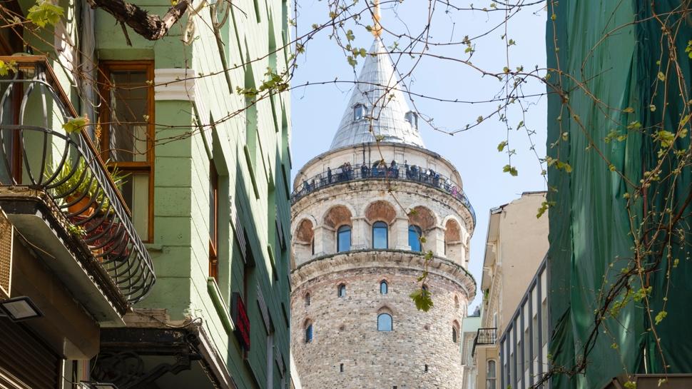 �stanbul'un ge�mi� hik�yesiyle hayran b�rakan yap�lar�!