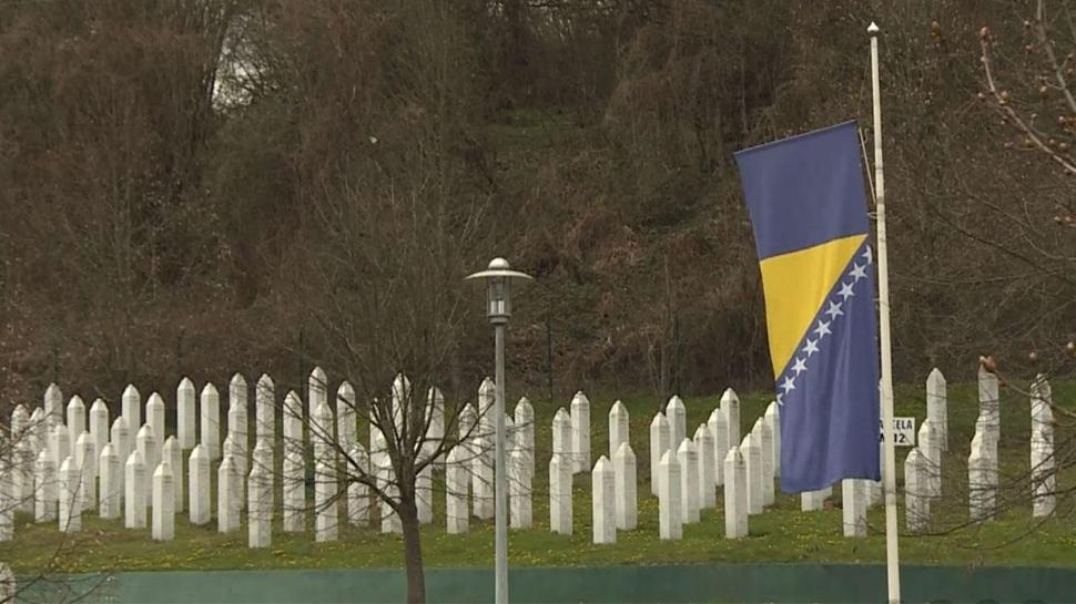 Srebrenitsa soykırımının 31. yılı: 10 soykırım kurbanı toprağa verilecek
