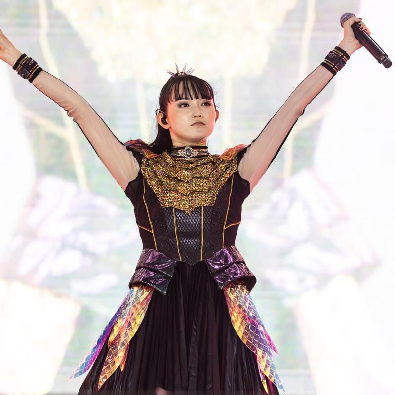 Babymetal �stanbul'da: Japon metal grubu  dinleyicileriyle bulu�tu!