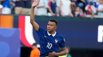 Mbappe ortalamada Messi'yi ge�ti