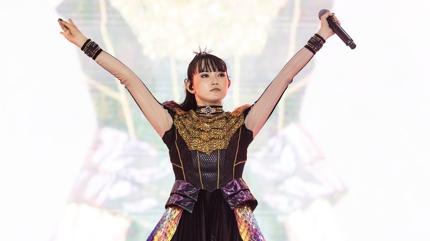 Babymetal �stanbul'da: Japon metal grubu  dinleyicileriyle bulu�tu!