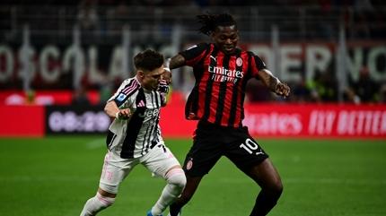 Rafael Leao el yak�yor! Dev rakam ortaya ��kt�