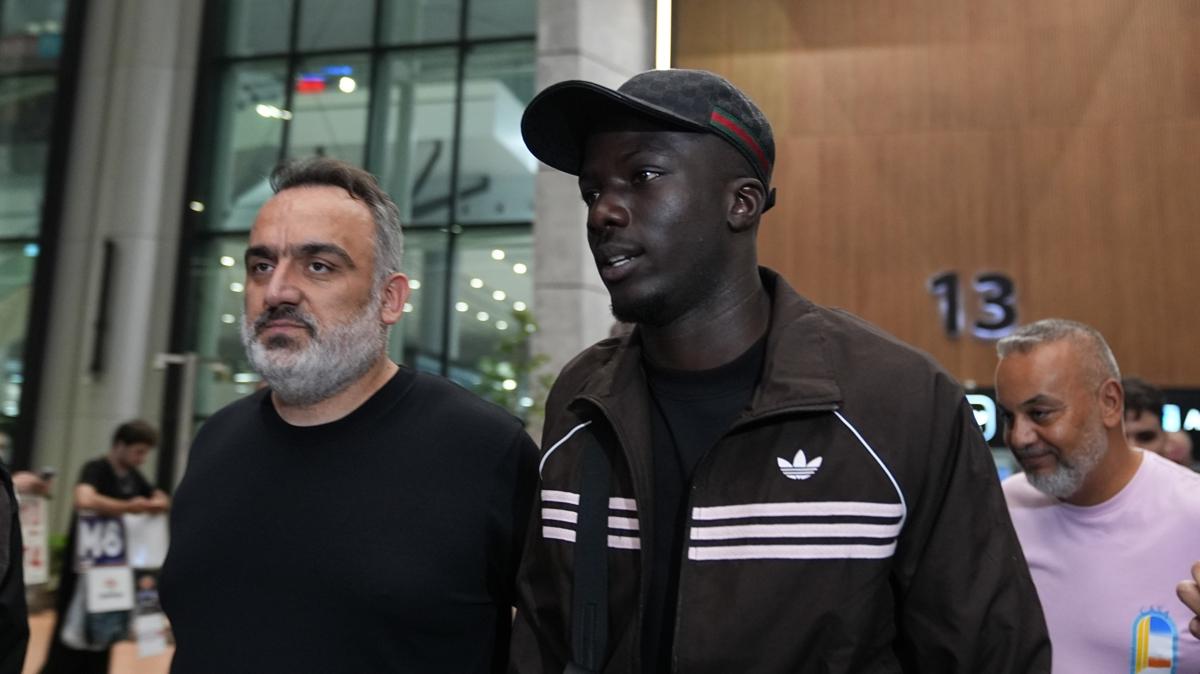 be�ikta� ouattara transfer foto�raflar� resimleri
