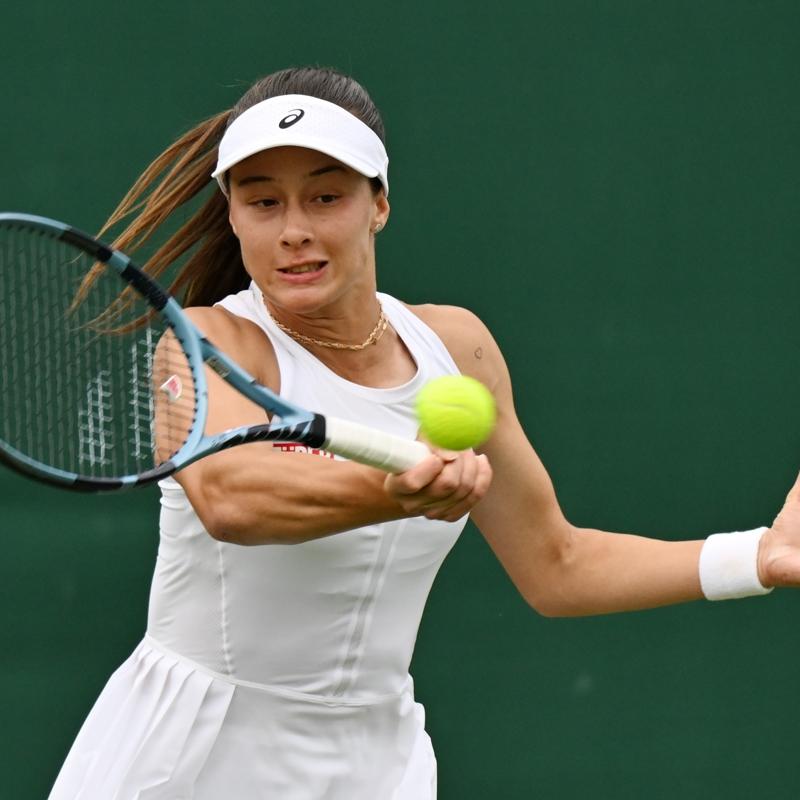 Zeynep S�nmez, Wimbledon'a �ift kad�nlar ilk turunda veda etti
