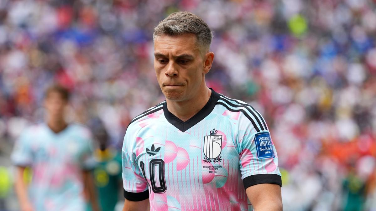 trossard be�ikta� transfer foto�raflar� resimleri