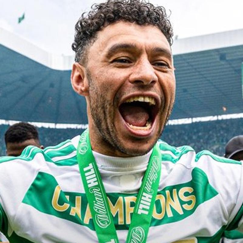 Alex Oxlade-Chamberlain 1 y�l daha Celtic'te!