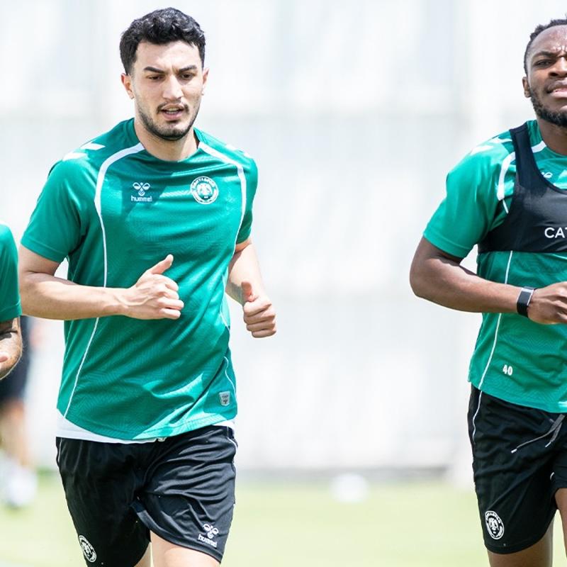 Konyaspor yeni sezona haz�rlan�yor