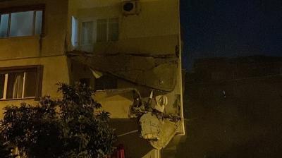 İstanbul'da korkutan görüntü! Apartmanın balkonları bir anda çöktü