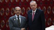 Dolmabah�e'de kritik kabul! Ba�kan Erdo�an, �erif ile g�r���yor 