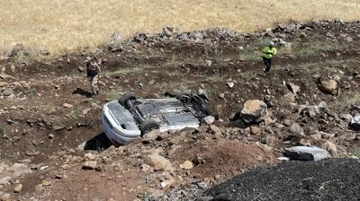 �anl�urfa'da otomobil devrildi: Yaral�lar var