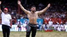 K�rkp�nar Ya�l� G�re�leri'nde final sona erdi! Ba�pehlivan Erkan Ta� oldu