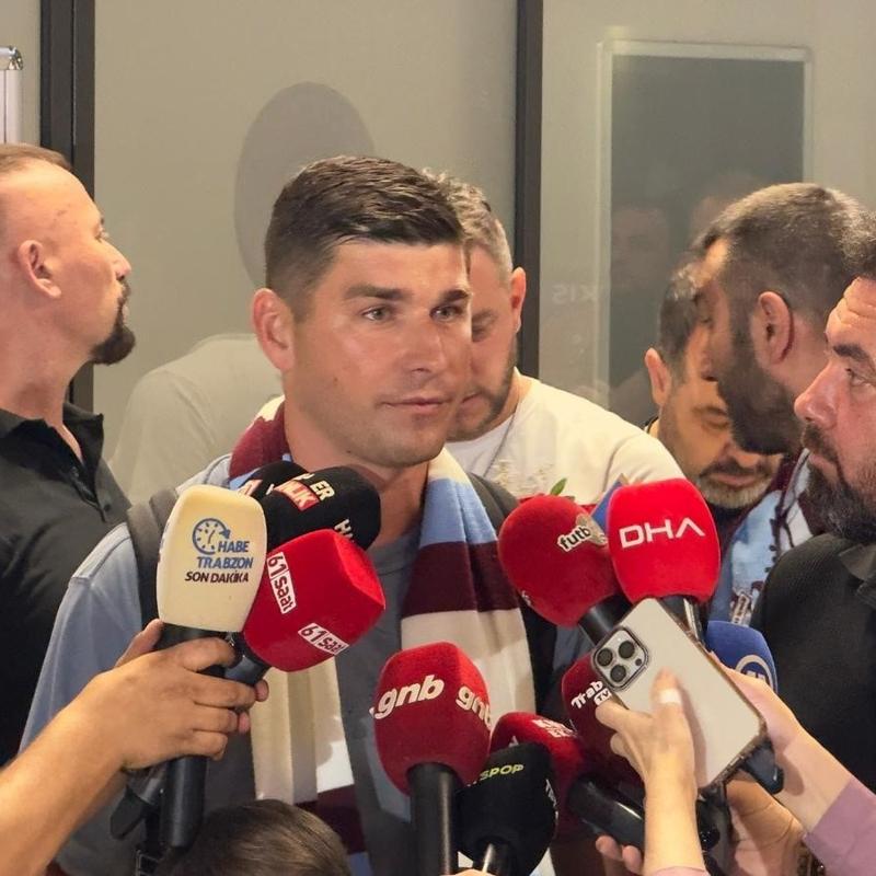 Trabzonspor'un yeni y�ld�z� Ruslan Malinovsky �ehre geldi!