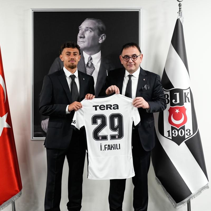 �lhan Fak�l�: Bu forma i�in her �eyimi verece�im