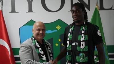 Kocaelispor, Tanguy Zoukrou'yu kadrosuna katt�