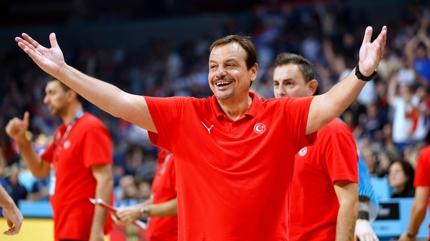 Ergin Ataman, milli tak�mda �dalya� dedi